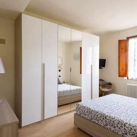 Nicchio Bright And Design Loft * Сиена